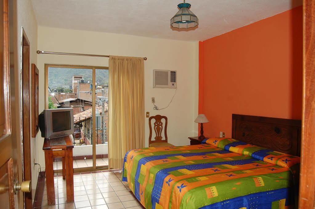 Bungalow Estancia San Carlos Vallarta Пуэрто-Вальярта Экстерьер фото