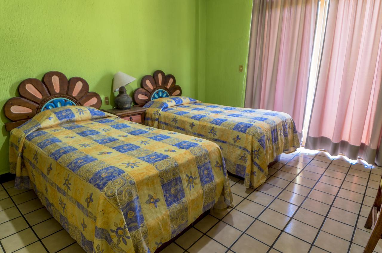 Bungalow Estancia San Carlos Vallarta Пуэрто-Вальярта Экстерьер фото