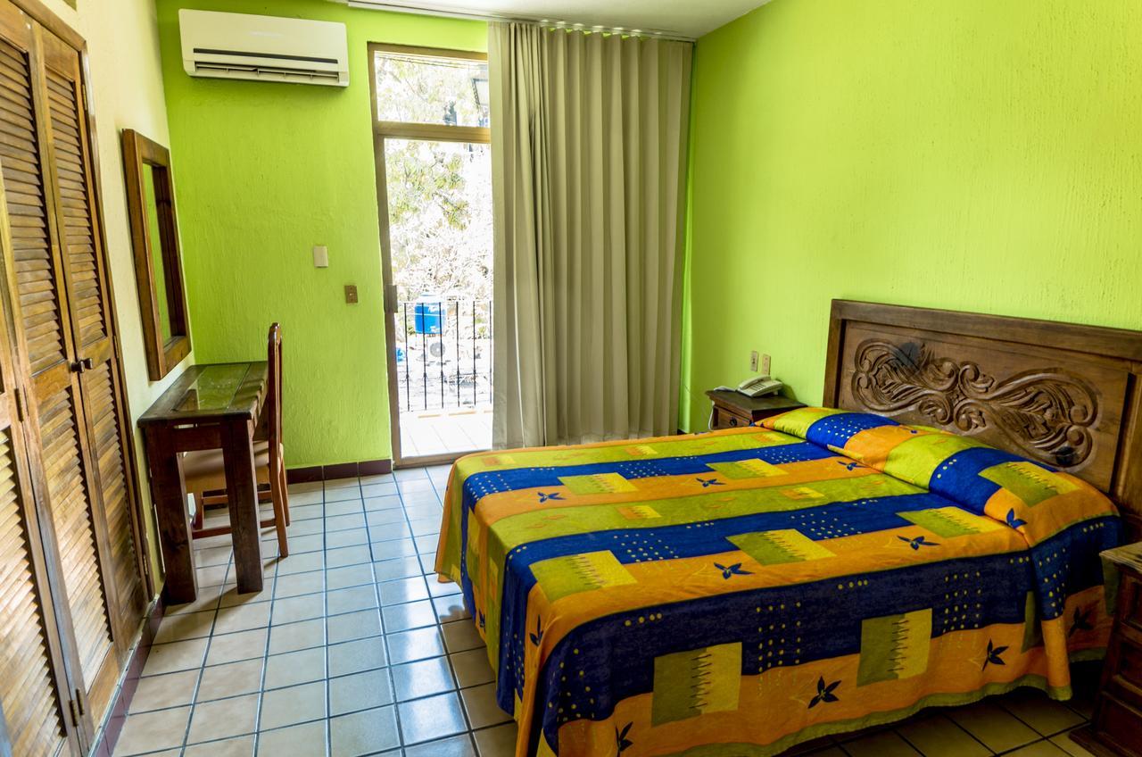 Bungalow Estancia San Carlos Vallarta Пуэрто-Вальярта Экстерьер фото